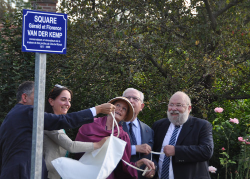 Inauguration de la plaque du Square Gérald et Florence van der Kemp