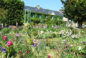 La maison de Monet à Giverny en été