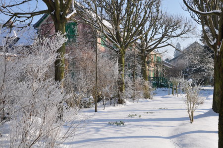 Jardin de Monet sous la neige