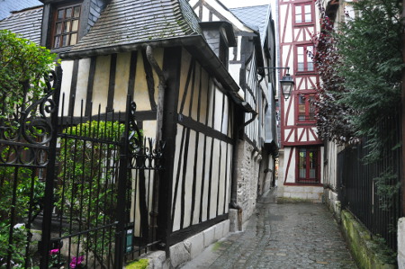 Rue des Chanoines, Rouen