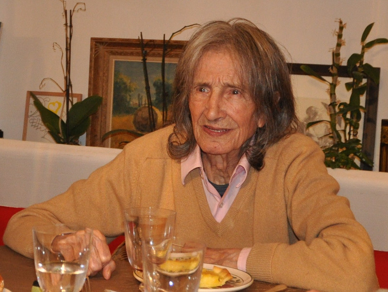 Leny Escudero à 81 ans