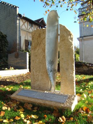 Monument à la mémoire des soldats britanniques tombés à Giverny