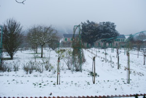 Le jardin de Claude Monet sous la neige