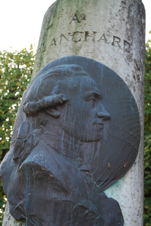 Monument à Jean-Pierre Blanchard, les Andelys